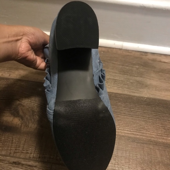 Boston Design Studio Boots - Picture 7 of 7